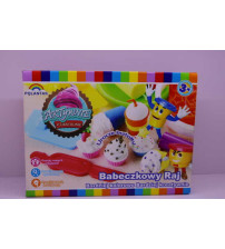 Fantasy colored mud cake