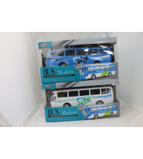 四通遥控巴士+灯光(包电) GCC